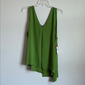 Vince Camuto Summer Green Sleeveless V-Neck Asymmetric Blouse